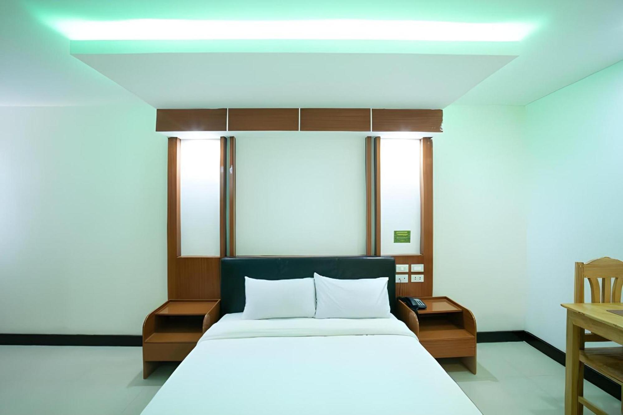 Oyo 195 Ranchotel - Binan Ngoại thất bức ảnh